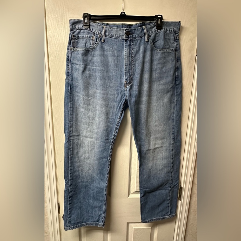 Levis 505 Jeans Mens Size 40x30 Blue Regular Fit Straight Leg Medium Wash Denim